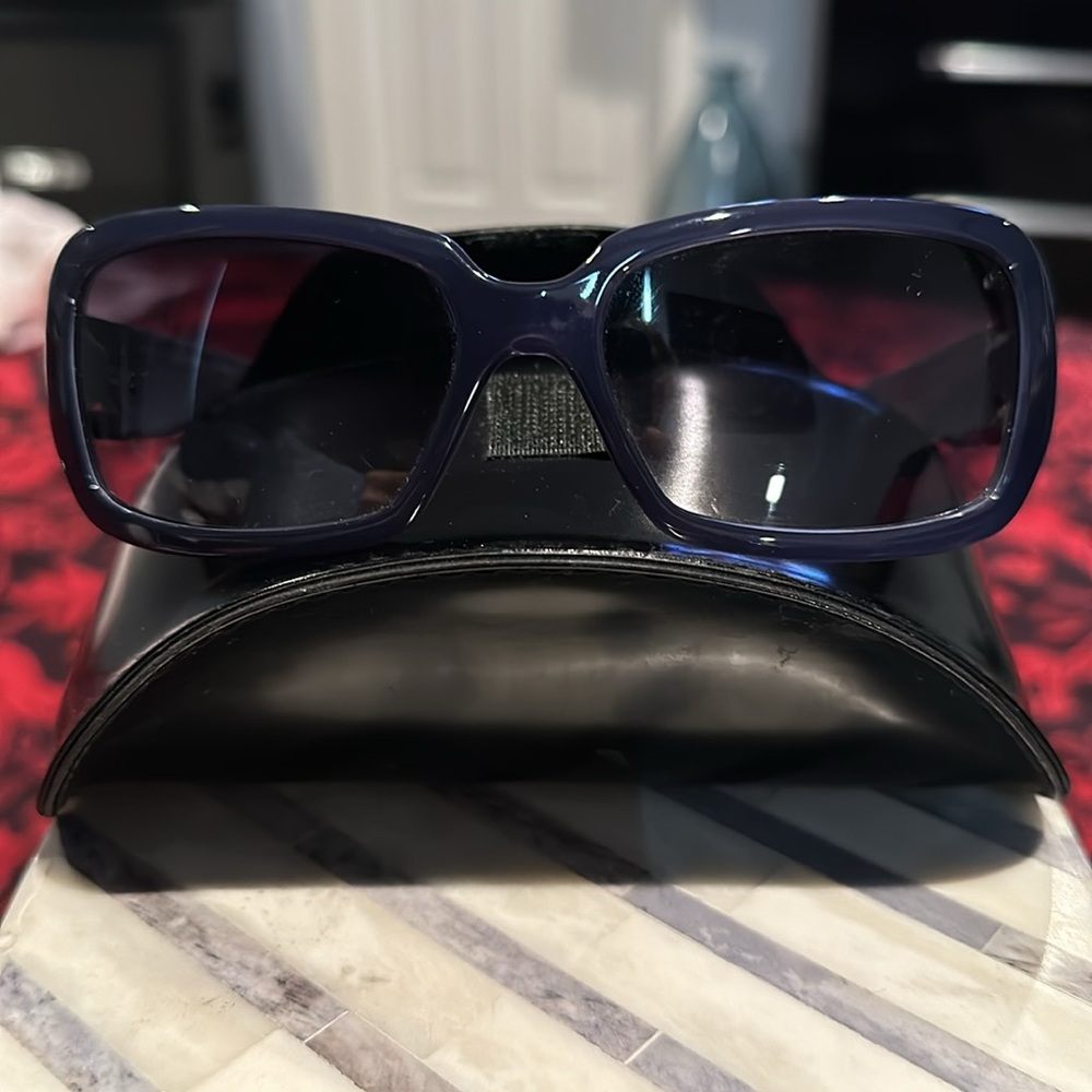Fendi sunglasses - Picture 4 of 5